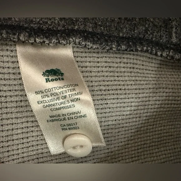 💛Like New💛 Roots: One Piece Pajamas- Size Small - Picture 10 of 11